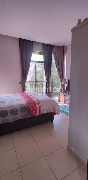 image RUMAH CANTIK TERAWAT DAERAH KOTA BARU PARAHYANGAN (3)