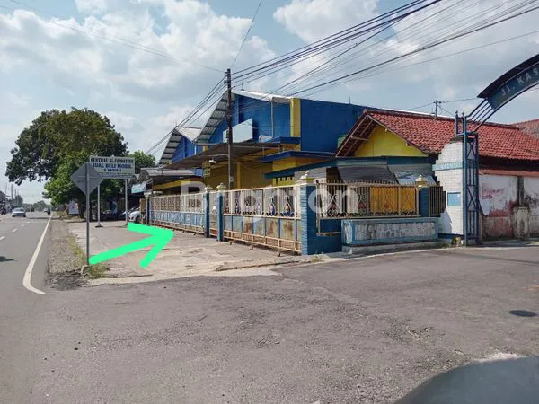 GUDANG / SHOWROOM / PERKANTORAN  UTERAN  DISEWAKAN