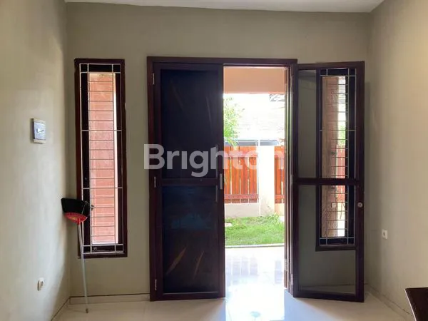 image 60 JT / TAHUN, KUTISARI INDAH UTARA, 2 LANTAI, SECOND TERAWAT, SURABAYA (2)