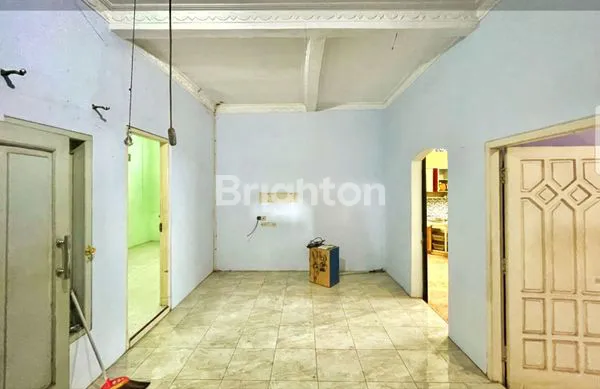 image DIJUAL RUMAH + GUDANG/TOKO DI KOTA MADIUN KOTA (7)