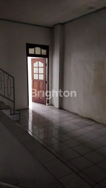 image RUKO  DI PUSAT PASAR (7)