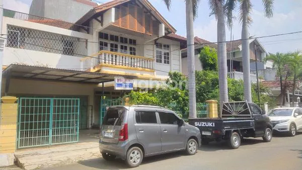 image DIJUAL RUMAH 2 LANTAI DI KELAPA GADING JAKARTA UTARA (1)