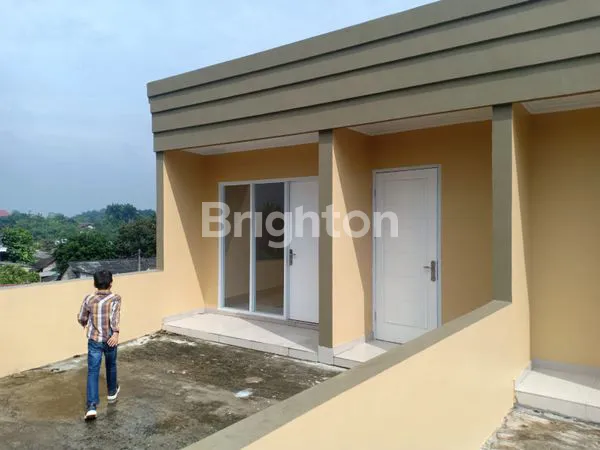 RUKO 3 LANTAI BISA BERFUNGSI SEBAGAI RUKAN DI JATIRANGGA