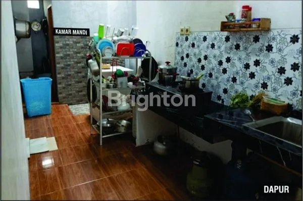 image RUMAH PINGGIR JALAN BONUS ADA 2 TOKO (4)