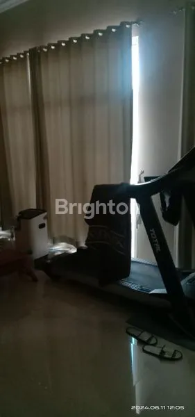 image RUMAH CANTIK 2 LANTAI DI BUKIT WAHID REGENCY MANYARAN SEMARANG BARAT (7)