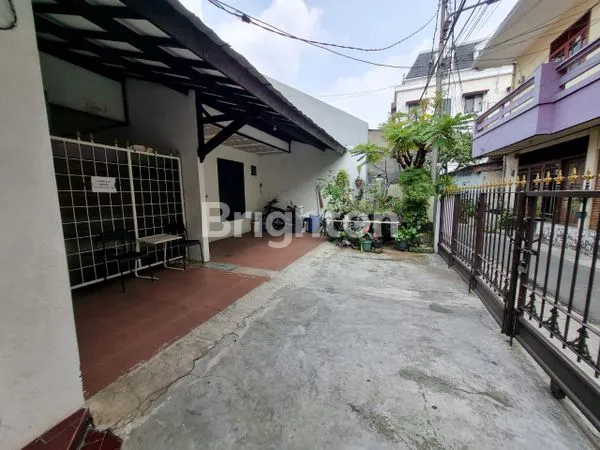 image RUMAH KOSAN DI GANDARIA JAKSEL (3)