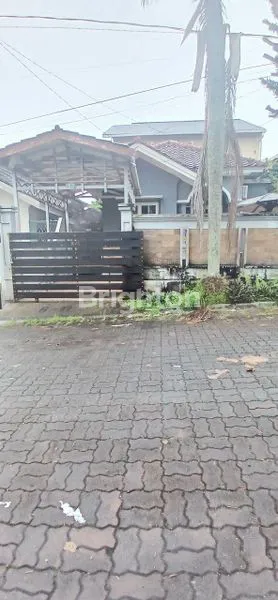 image TURUN HARGA RUMAH MINIMALIS DALAM CLUSTER PERUMAHAN ELIT BUKIT DAMAI INDAH (1)