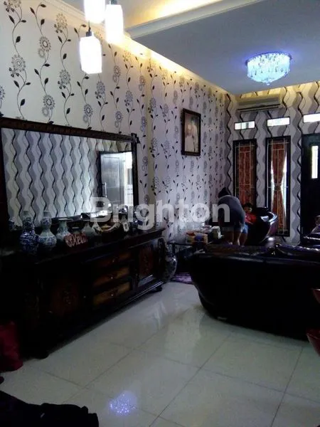 image RUMAH SIAP HUNI 2 LANTAI DI BUMI MUTIARA (8)