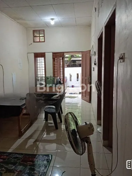image RUMAH 1 1/4 LANTAI SIAP HUNI DI VILLA GRAND TOMANG, TANGERANG (5)