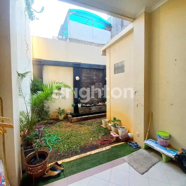 image RUMAH KEBON JERUK BANGUNAN TERAWAT SUKABUMI UTARA JAKARTA BARAT (8)
