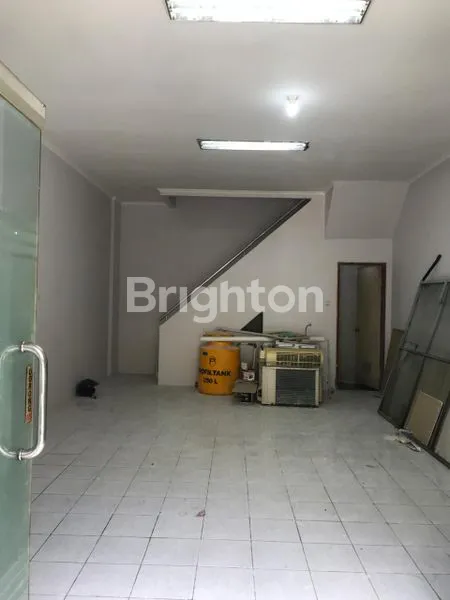 image RUKO 3 LANTAI DAERAH TEUKU UMAR (1)