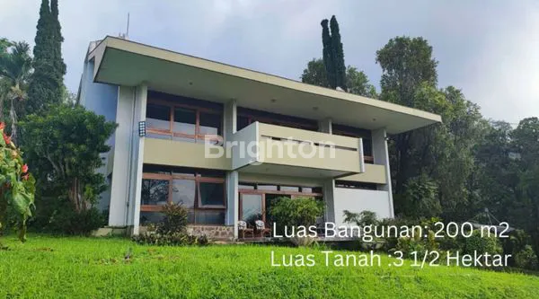 image VILLA TRAWAS DENGAN VIEW TERINDAH! (2)