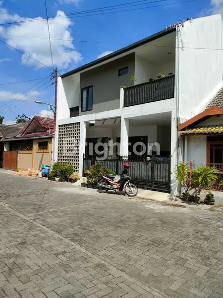 image RUMAH MINIMALIS DALAM CLUSTER DEKAT RING ROAD SELATAN, DI BANTUL, YOGYAKARTA (5)
