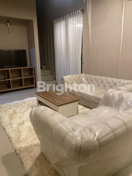 image RUMAH DI ROYAL RESIDENCE GREENWICH (5)