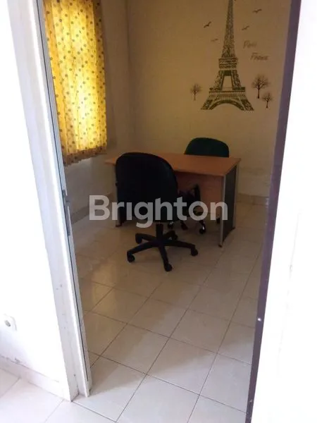 image RUMAH LUAS HOOK DI CIBUBUR COUNTRY (5)