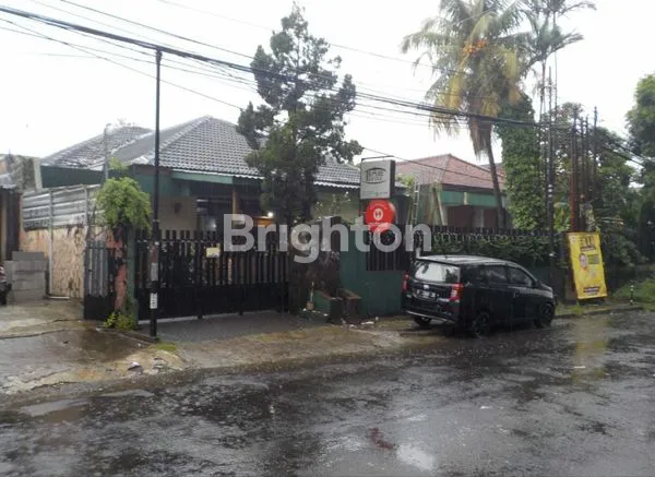 image JUAL RUMAH PUSAT KOTA LOKASI STRATEGIS (3)