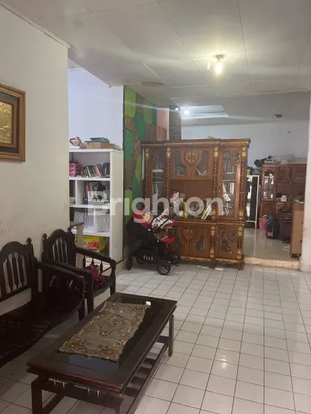 image RUMAH TELKOMAS AREA RAMAI (2)