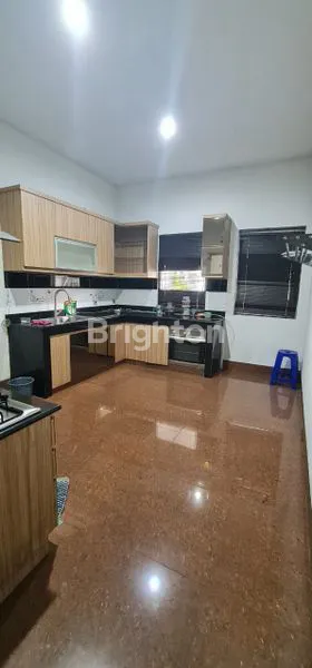 image RUMAH BAGUS 2,5 LANTAI CLUSTER VERSAILLES BSD CITY ( FULL FURNISHED) (7)