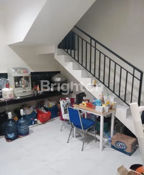 image RUMAH SIAP HUNI JELAMBAR 3 LANTAI  BEBAS BANJIR (2)