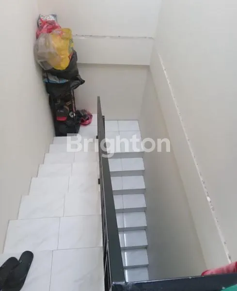 image RUMAH SIAP HUNI JELAMBAR 3 LANTAI  BEBAS BANJIR (4)