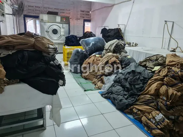 image RUMAH UNTUK USAHA ( EKS USAHA LAUNDRY ) (3)