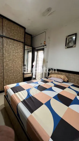 image RUMAH 2 LANTAI SIAP HUNI SEMI FURNISH DI SERPONG GARDEN CLUSTER GREEN RIVER CISAUK TANGERANG (7)