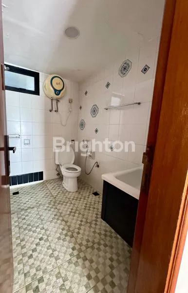 image KONDOMINIUM GOLF KARAWACI - TANGERANG (8)