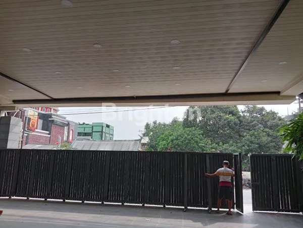 image RUMAH BANGUNAN BARU / RENOVASI (1)