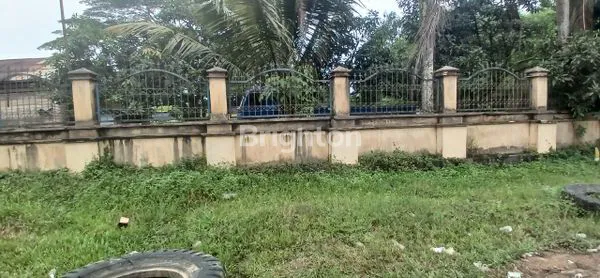 image TANAH RATA SUDAH PAGAR KELILING ,COCOK UNTUK KANTOR,GUDANG WORK SHOP,RESTORAN,DI  TEPI JALAN SOEKARNO HATTA KM 13 (1)