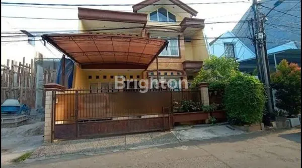 image RUMAH 3 LANTAI, GARASAI 3 MOBIL FURNISHED  SHM , KELAPA PUAN, KELAPA GADING (1)