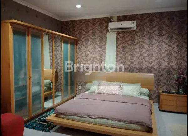 image RUMAH 3 LANTAI, GARASAI 3 MOBIL FURNISHED  SHM , KELAPA PUAN, KELAPA GADING (4)