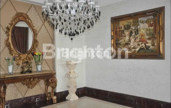 image RUMAH MEWAH LOKASI STRATEGIS SIAP HUNI FASILITAS LENGKAP DEKAT MRT CILANDAK JAKARTA SELATAN (4)