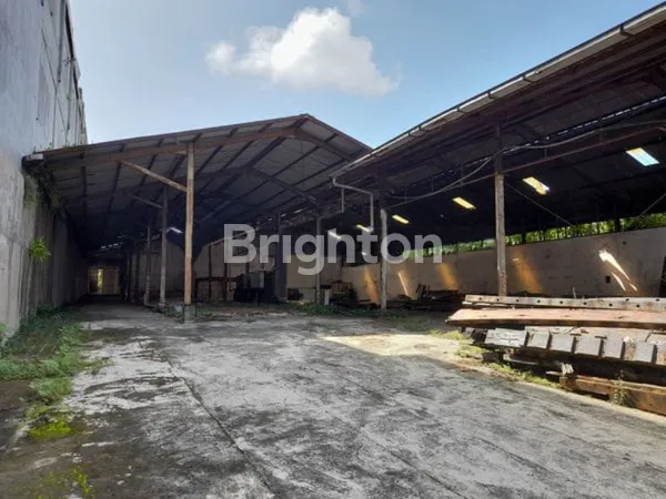 image RUKO BESAR 3 LANTAI + GUDANG DI DENPASAR - COCOK UNTUK PERDAGANGAN JASA & BARANG, SHOWROOM MOBIL, BANK, TOKO ELEKTRONIK – PARKIR LUAS – AREA RAMAI DAN PADAT PENDUDUK   (4)