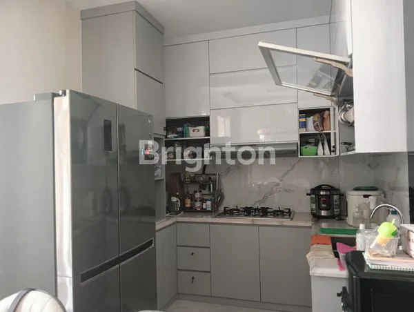 image RUMAH READY UNIT 2 LANTAI MODERN DI PALMA GRANDIA  SURABAYA BARAT (7)