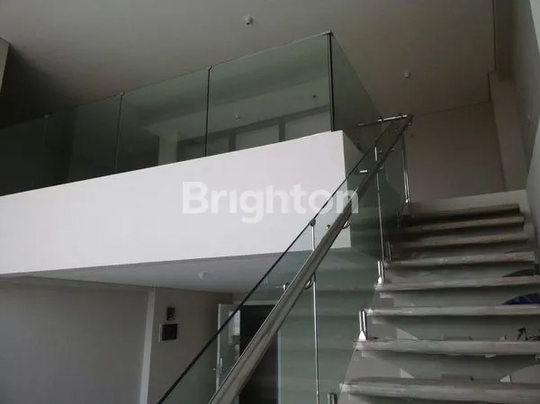 image SOHO OFFICE APARTEMEN SKYLOFT CIPUTRA WORLD SURABAYA (4)