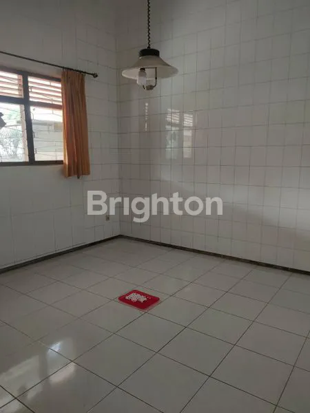 image RUMAH SUPER STRATEGIS HOOK DEKAT IJEN DAN MALL OLYMPIC GARDEN MALANG (6)