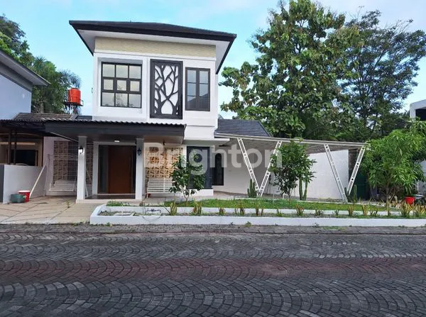 image RUMAH LINGKUNGAN INTERNASIONAL, ASRI, LEGA, NYAMAN, AMAN, UDARA MASIH SANGAT SEGAR DI REJODANI SARIHARJO, NGAGLIK, SLEMAN UTARA (1)