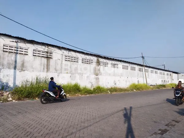 image GUDANG SIAP PAKAI DI MARGOMULYO - SURIMULIA (3)