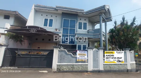 DI JUAL RUMAH MEWAH 2,5 LANTAI DI JATICEMPAKA-PONDOKGEDE, BEKASI
