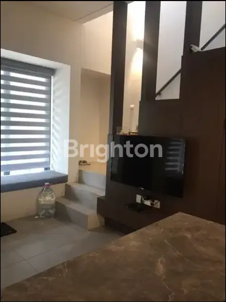 image RUMAH HOEK DI FREJA HOUSE (5)