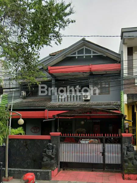 RUMAH STRATEGIS COCOK UNTUK USAHA DIPINGGIR JALAN BESAR PENDRIKAN SEMARANG TENGAH