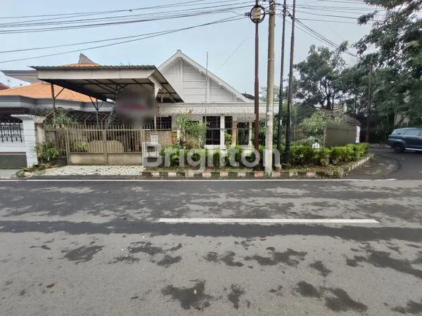 image RUMAH SUPER STRATEGIS HOOK DEKAT IJEN DAN MALL OLYMPIC GARDEN MALANG (2)