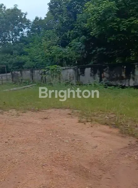 image TANAH RATA SUDAH PAGAR KELILING ,COCOK UNTUK KANTOR,GUDANG WORK SHOP,RESTORAN,DI  TEPI JALAN SOEKARNO HATTA KM 13 (2)