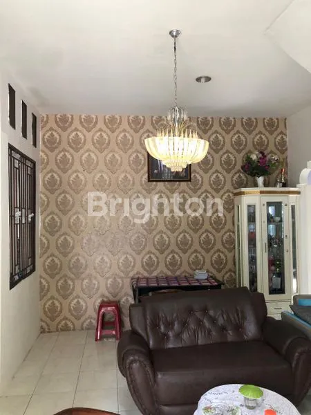 image RUMAH 2 LANTAI, 4 KT, LT 105 DI KOMPLEK VILA ZEQITA (3)