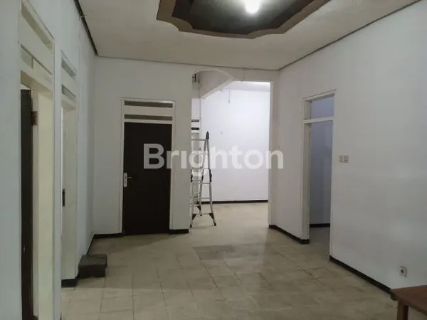 image  RUMAH DI WISMA PAGESANGAN, SURABAYA. (3)