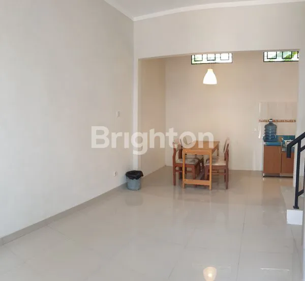 image RUMAH SIAP HUNI BARU RENOVASI DI SERPONG GRAND PARK TANGERANG (2)