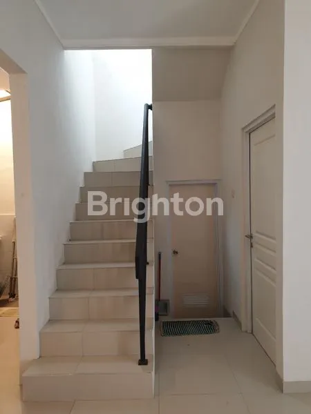 image RUMAH SIAP HUNI BARU RENOVASI DI SERPONG GRAND PARK TANGERANG (8)