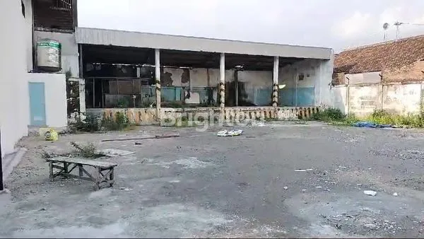 image RUKO BESERTA TANAH DENGAN LUASAN 910M2, KEDIRI (4)