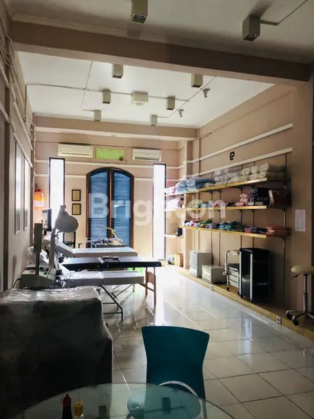 image RUKO LANTAI 3 DI PERTOKOAN DIPONOGORO (4)