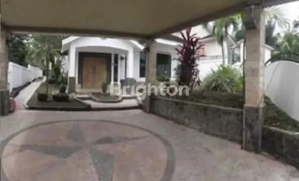 image RUMAH MEGAH DAN LUAS (2)